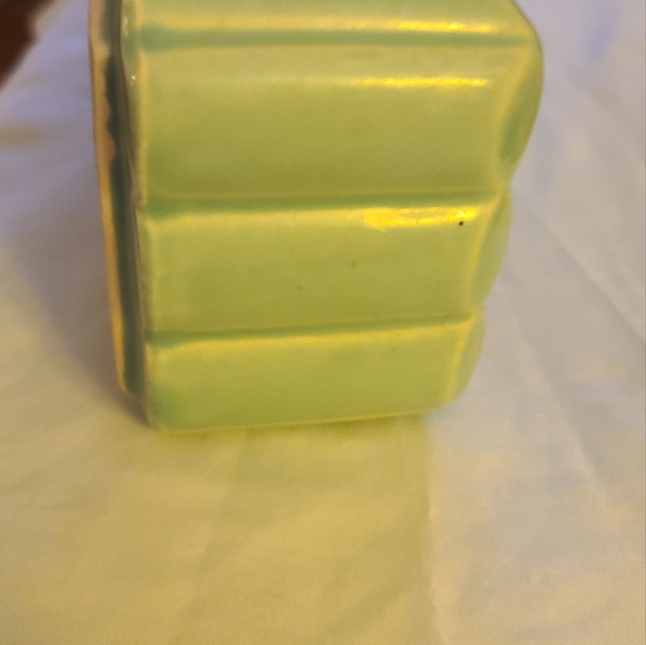 1940s MCOY pottery - Picture 4 of 7